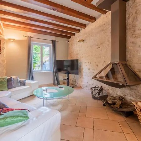 Le Colombier - Magnifique Maison Avec Piscine فيلة